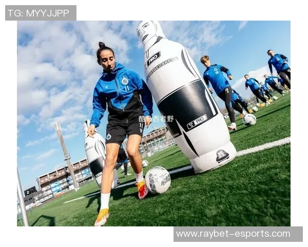 揭秘神秘足球明星，揭开面纱看真面目